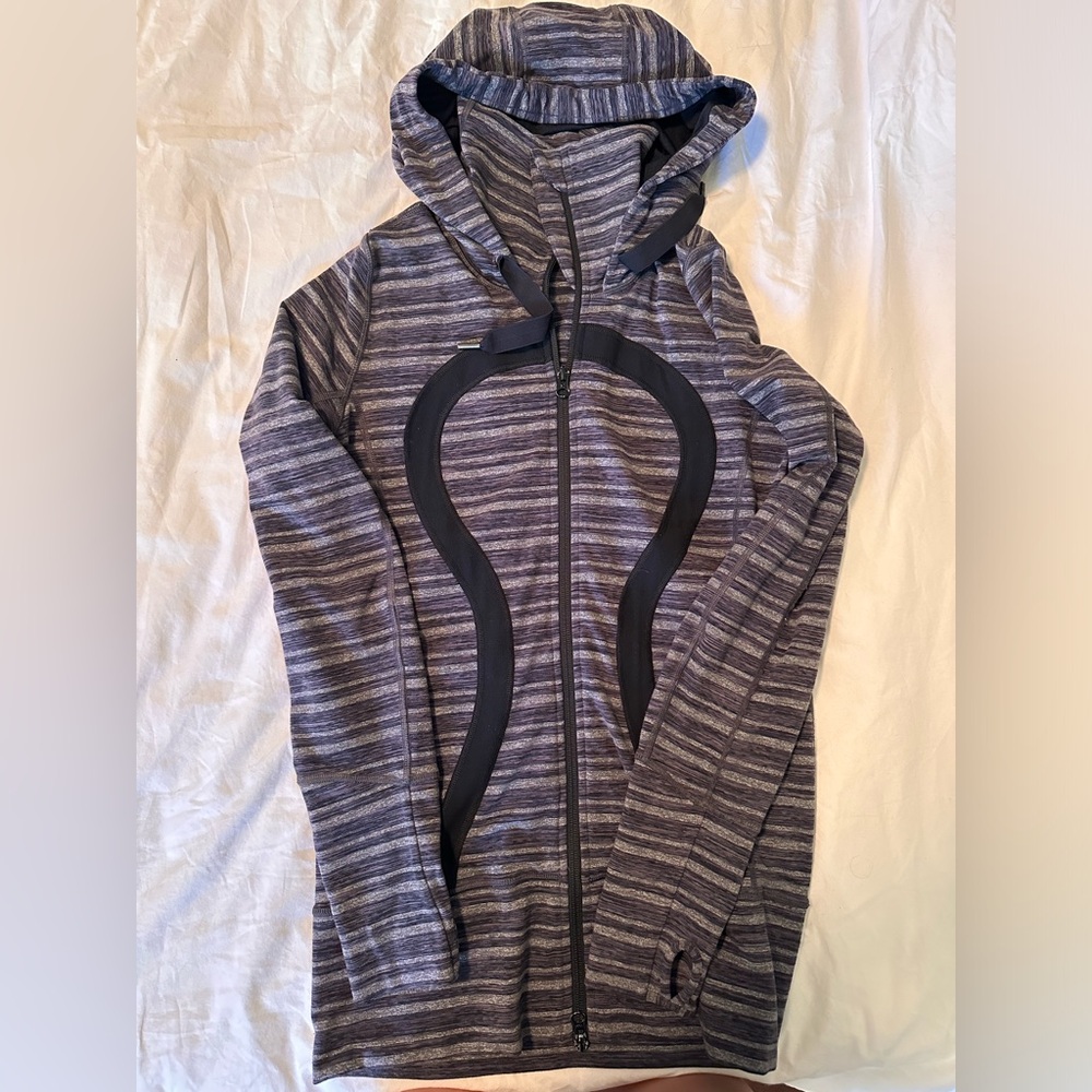 Lululemon purple Stripe Hooded In stride Jacket Size 6 GUC